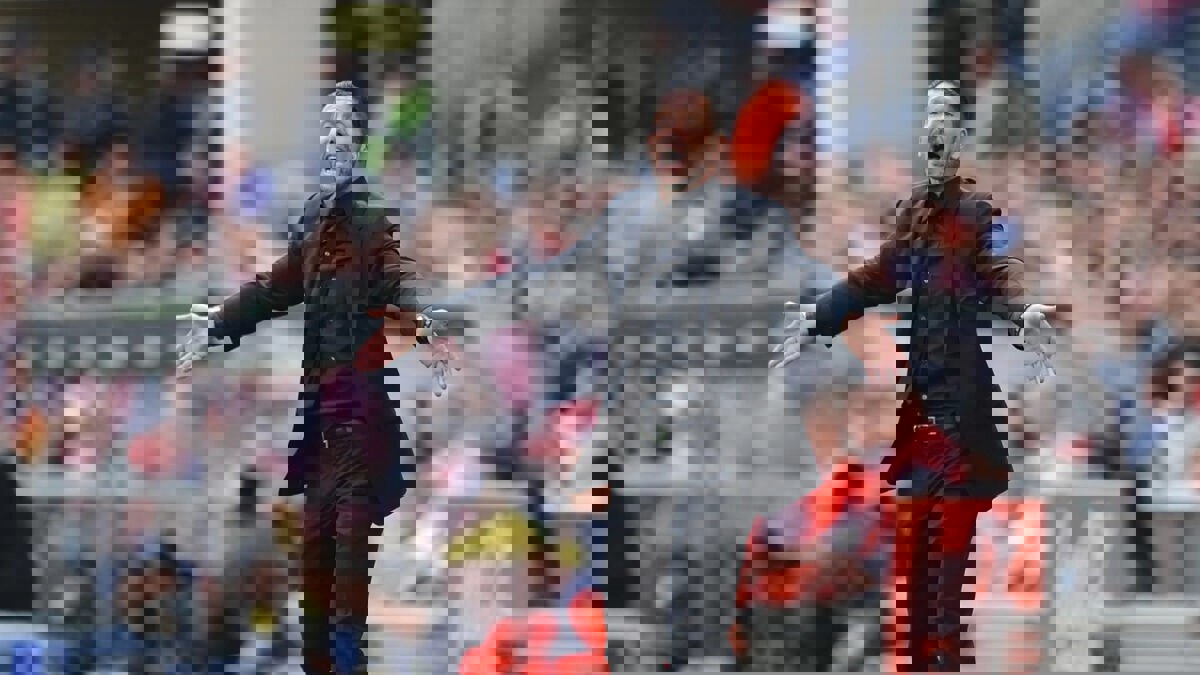 1925394