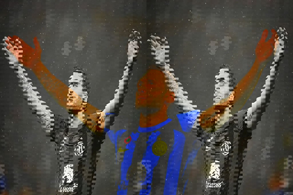 1926002