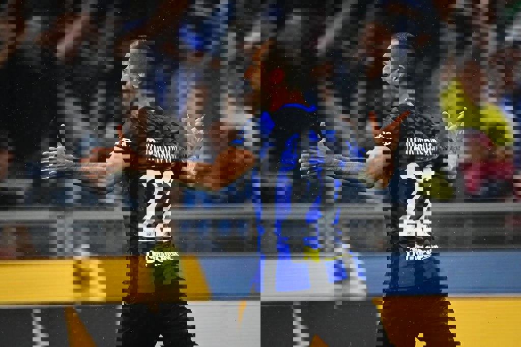 1926009