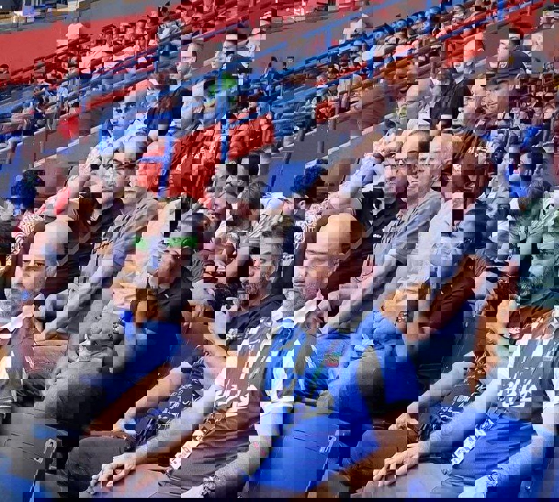 1925758