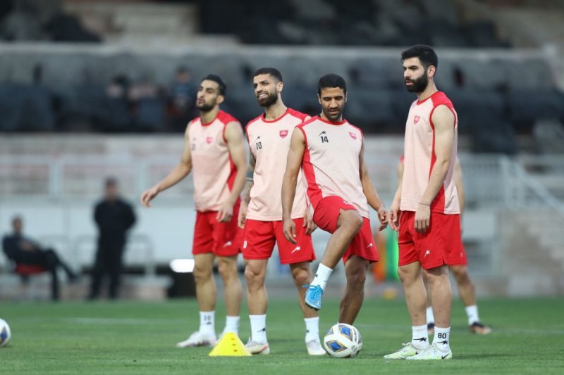 نبیل باهویی در تمرین پرسپولیس حاضر نشد