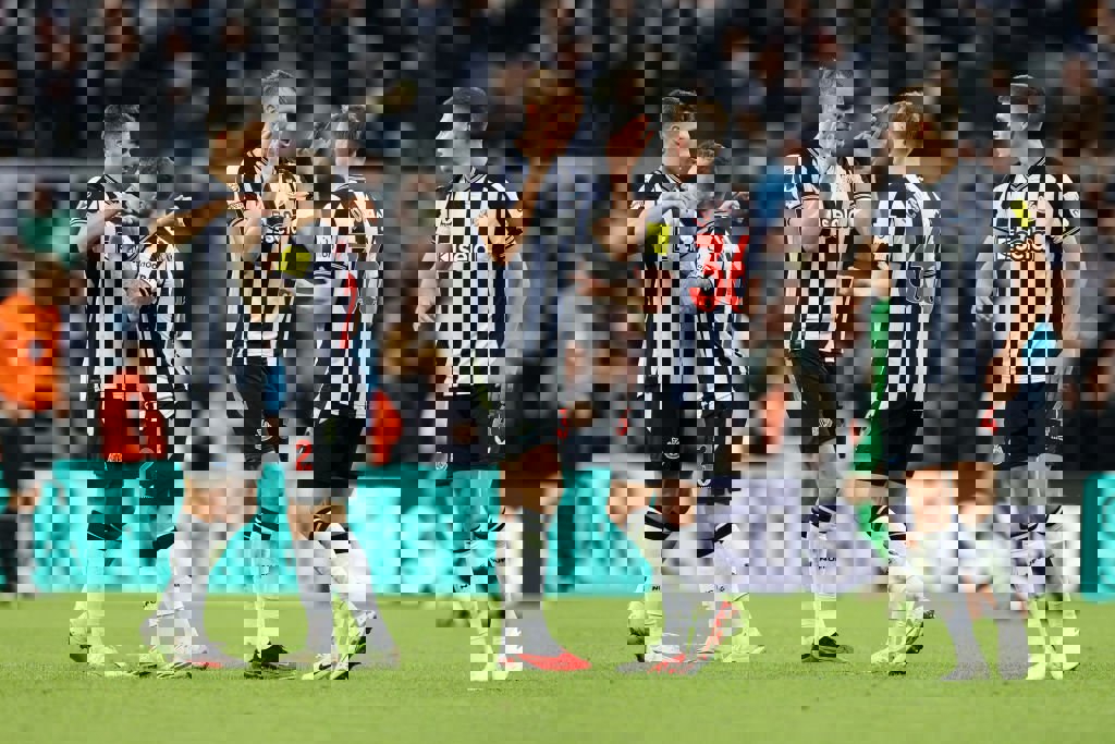 1925971
