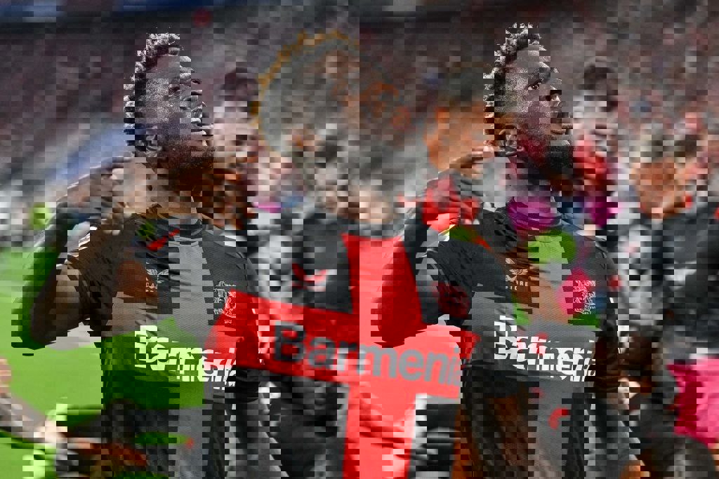 1926097