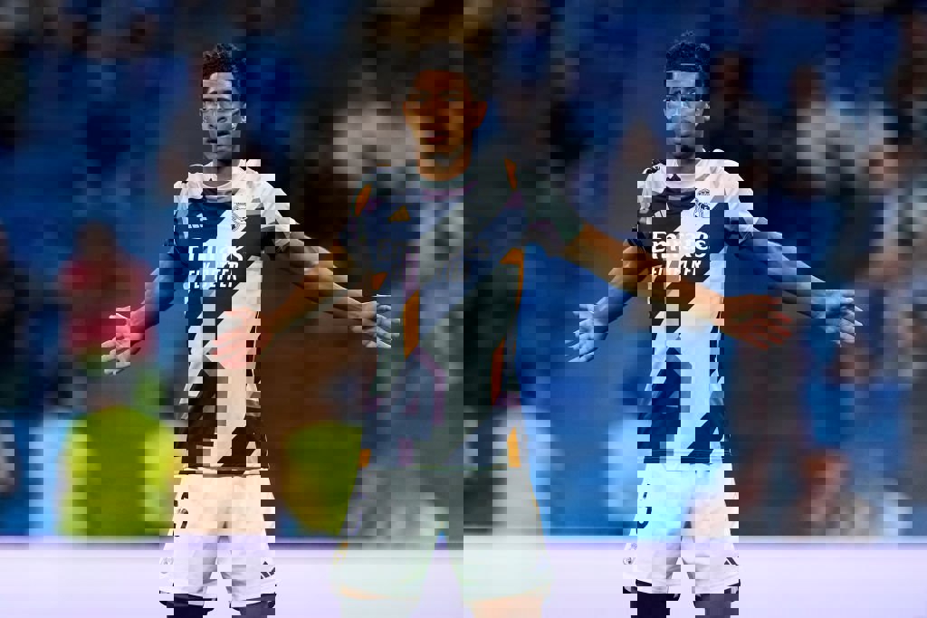 1926487