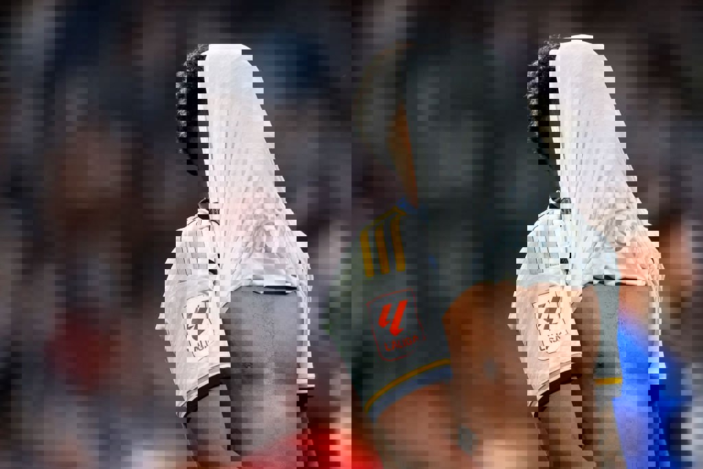 1926301