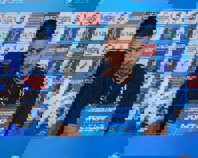 1926366