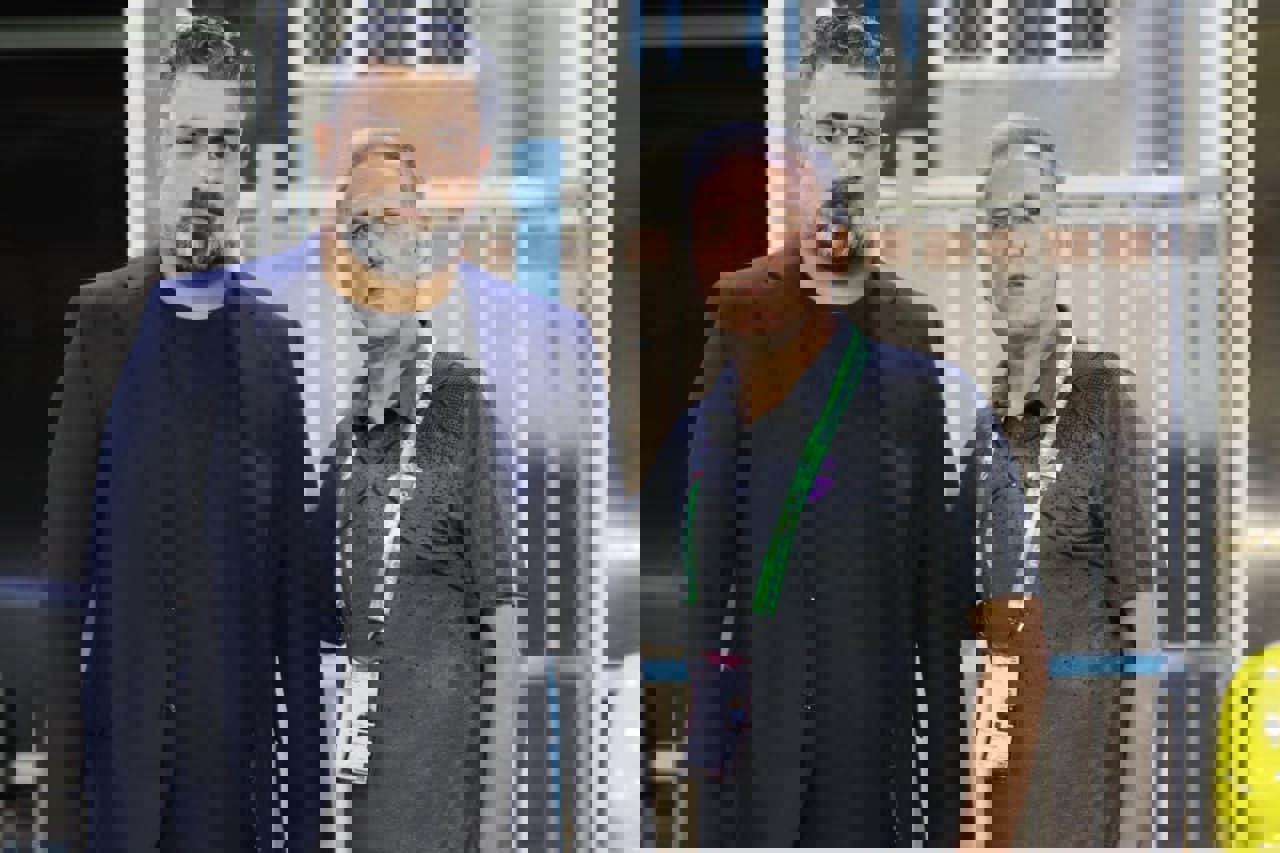 1926631