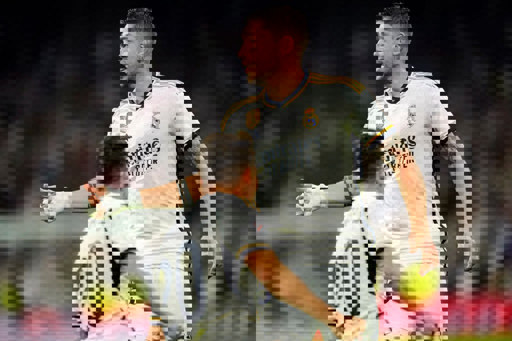 1926643