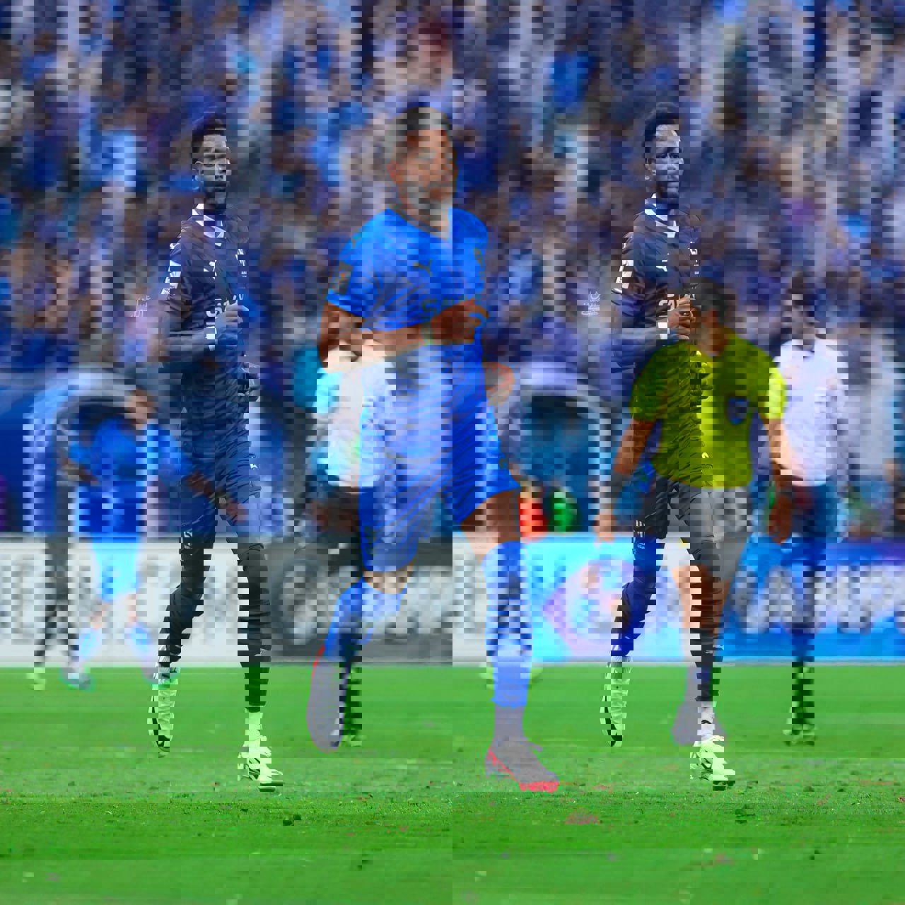 1927253