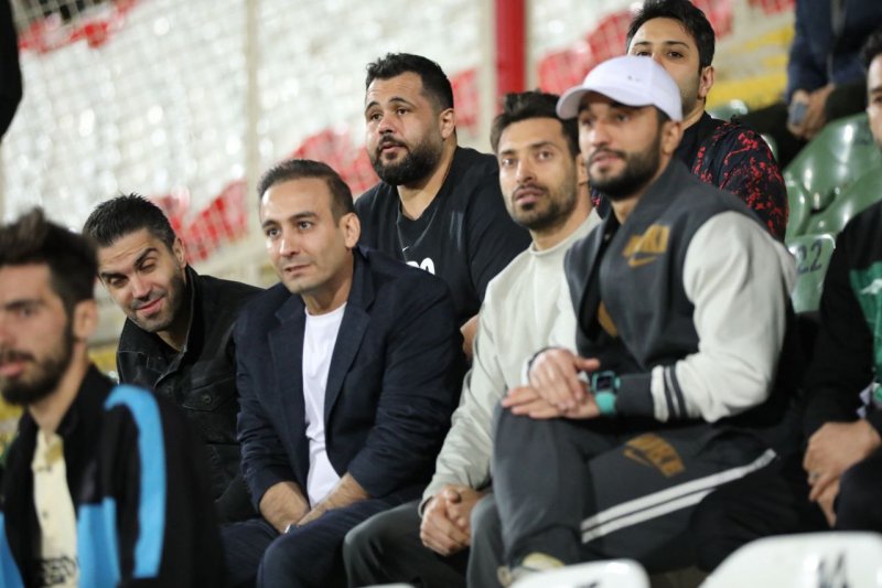 تماشاگران پنج ستاره خیبر در لیگ یک!