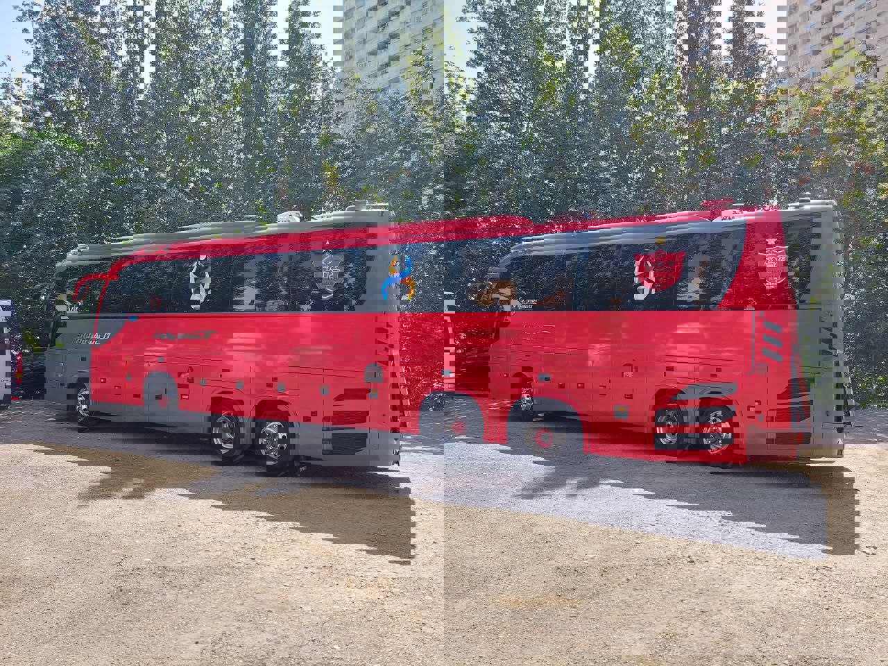 1926733