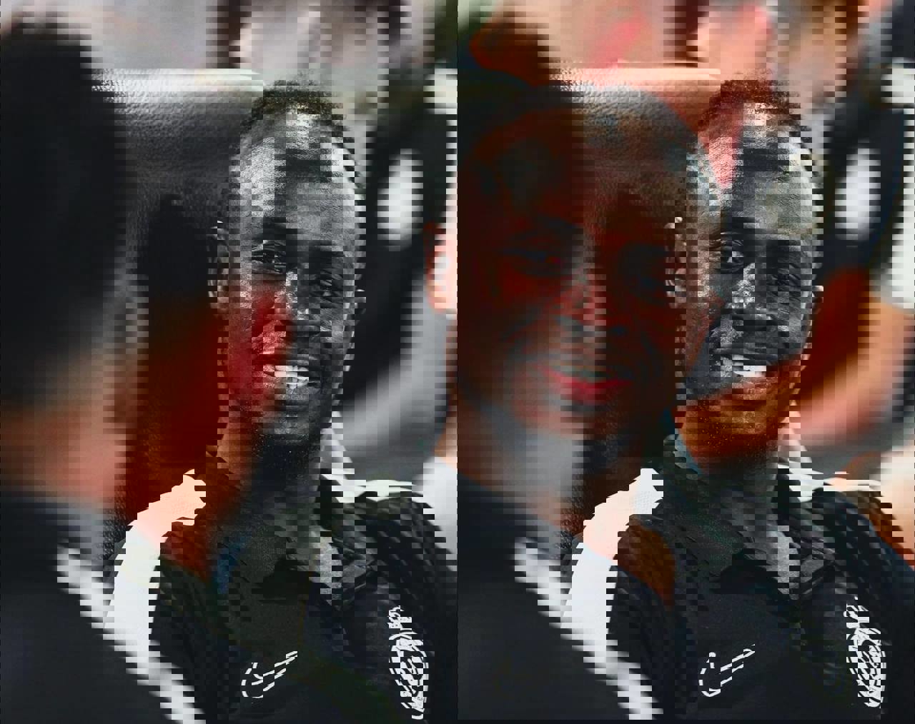 1926677