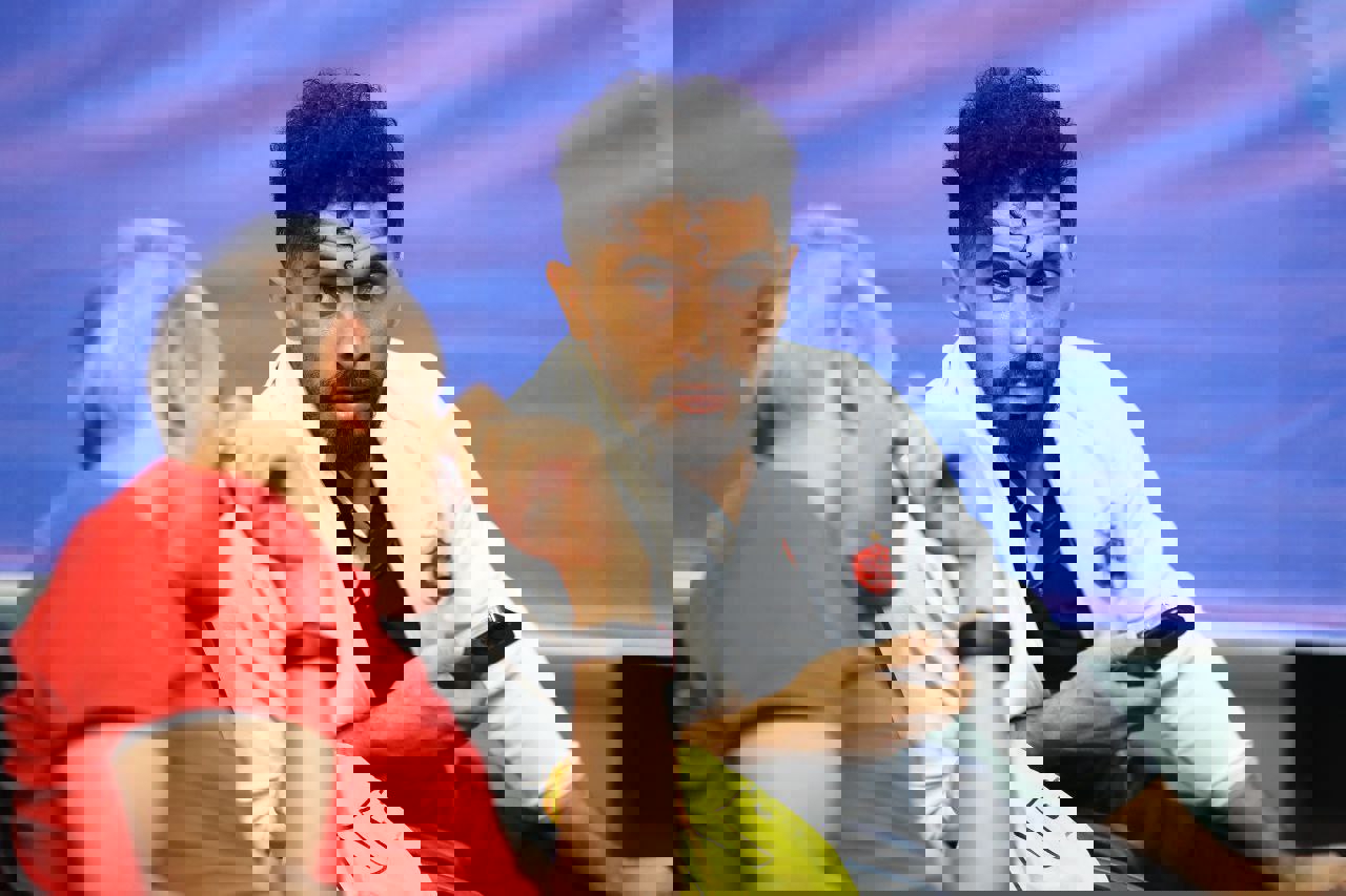 1926944