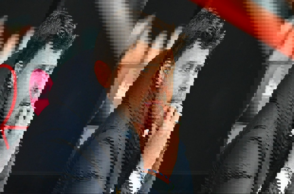 1927192