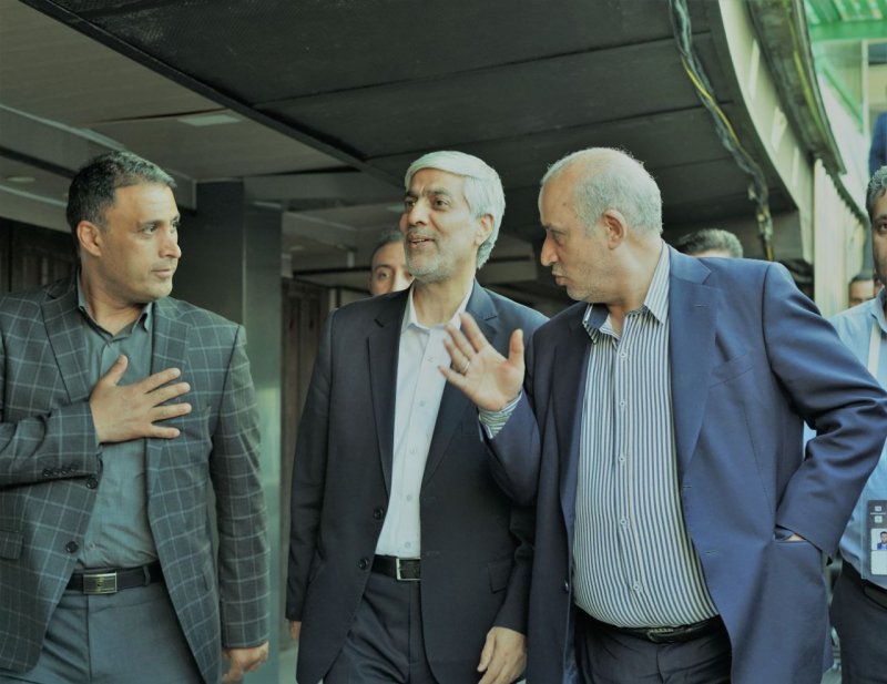 وزیر نیامد، تاج نیامده رفت!