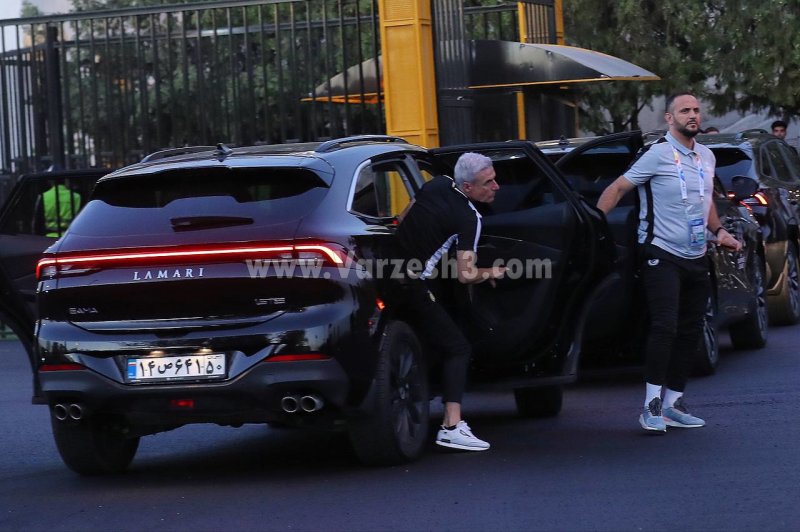  خودروی تشریفات شیک برای سرمربی النصر(عکس)