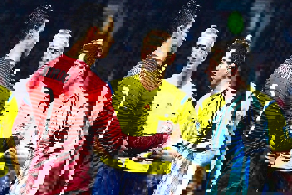 1927312