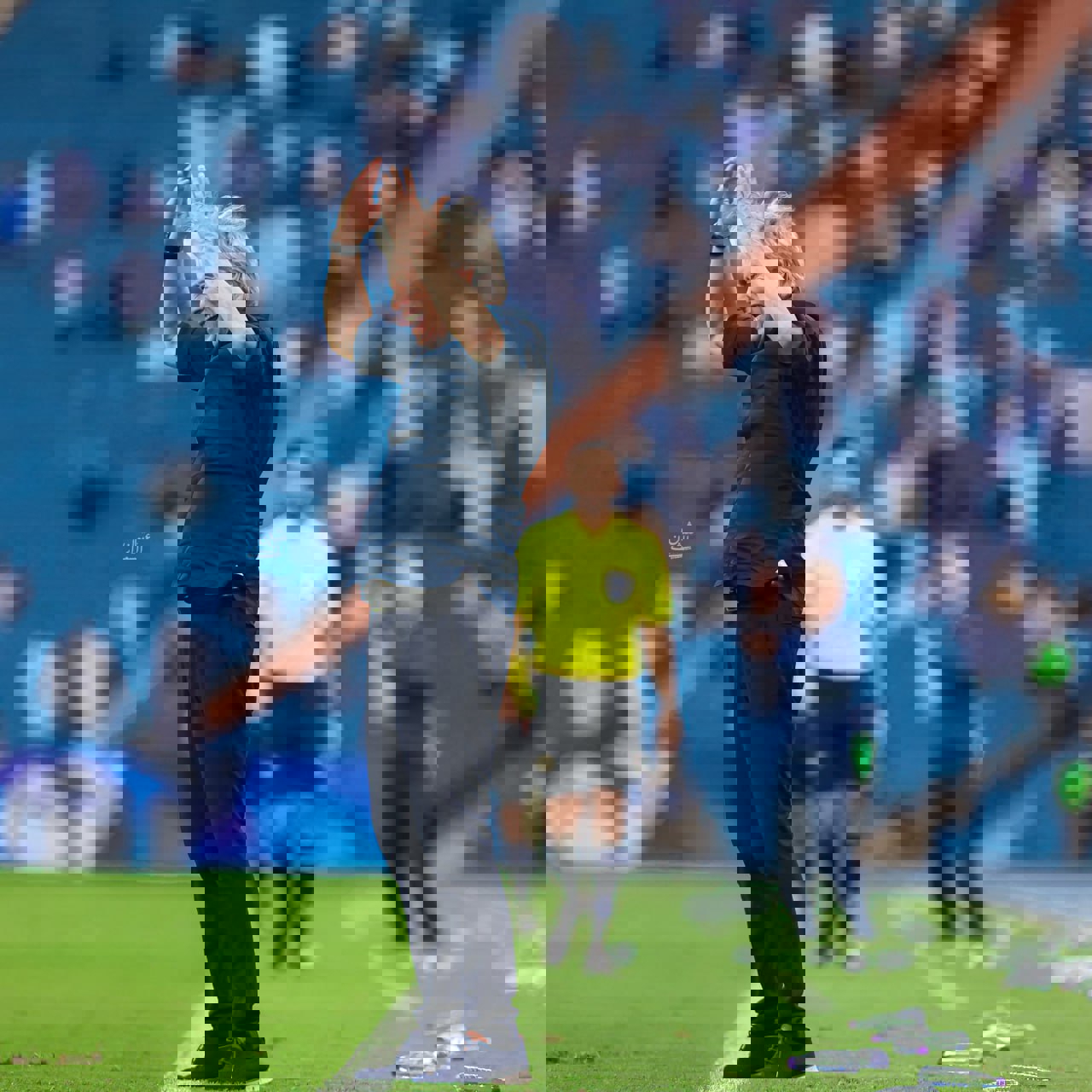 1927319