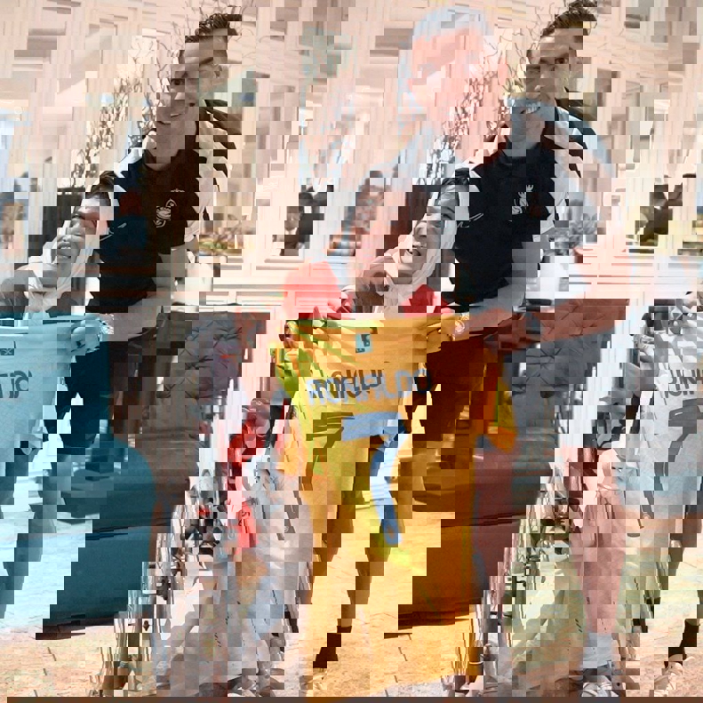 1927732