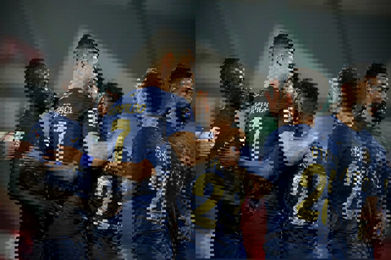 1928090