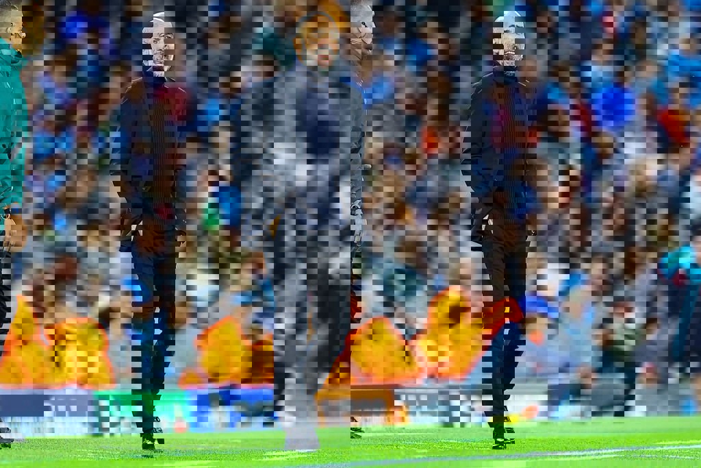 1927981