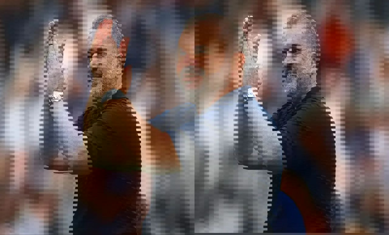 1928261