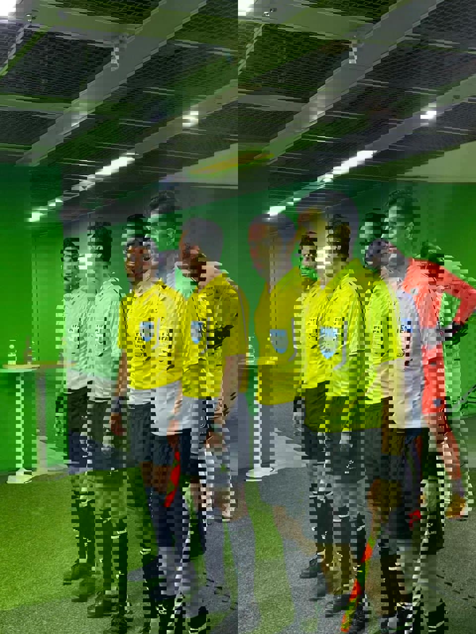 1928371