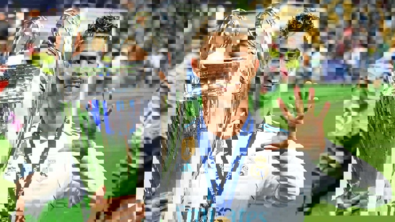 1928292