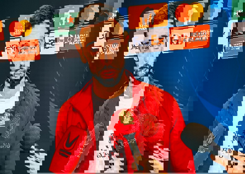 1928595