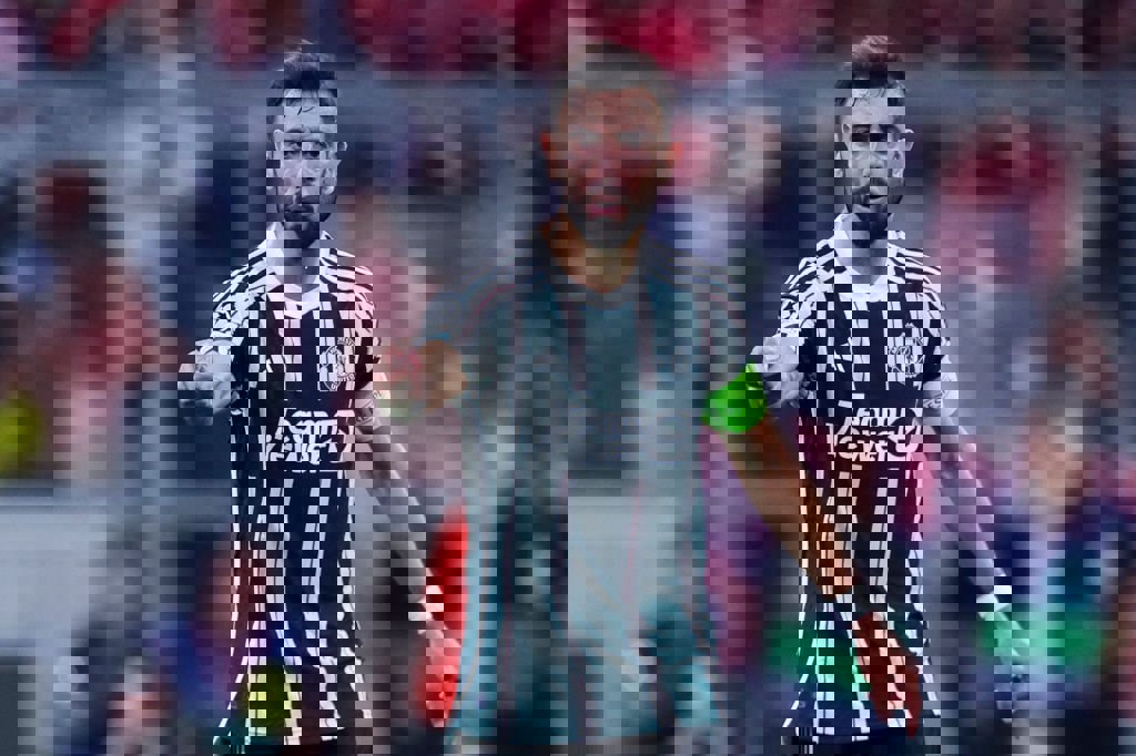 1928594