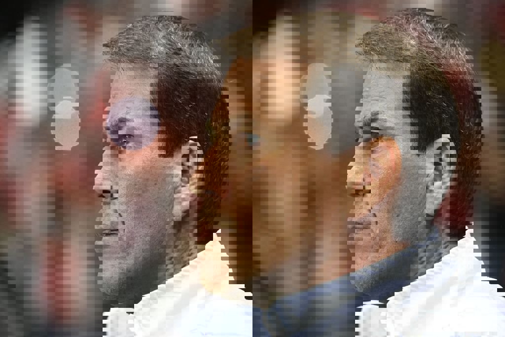 1928583