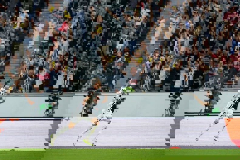 لاسک 1-3 لیورپول: برد شیرین با یک نیمه تیکیتاکا 2