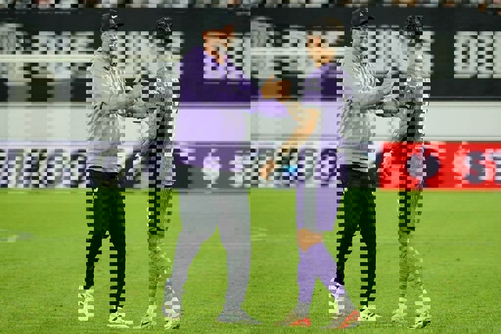 1928873