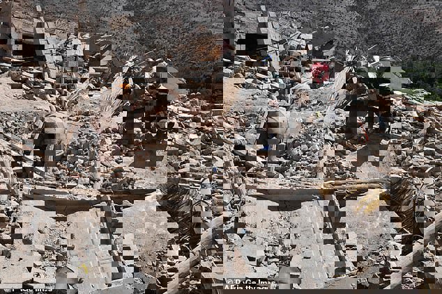 جمع آوری کمک 10 میلیون پوندی از سراسر جهان / حرکت بزرگ ستاره مراکشی برای زلزلهزدگان کشورش 2