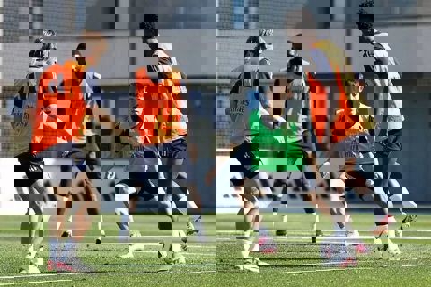 اروپا آماده باش: تمرین رئال با ستاره‌های مصدوم (عکس)