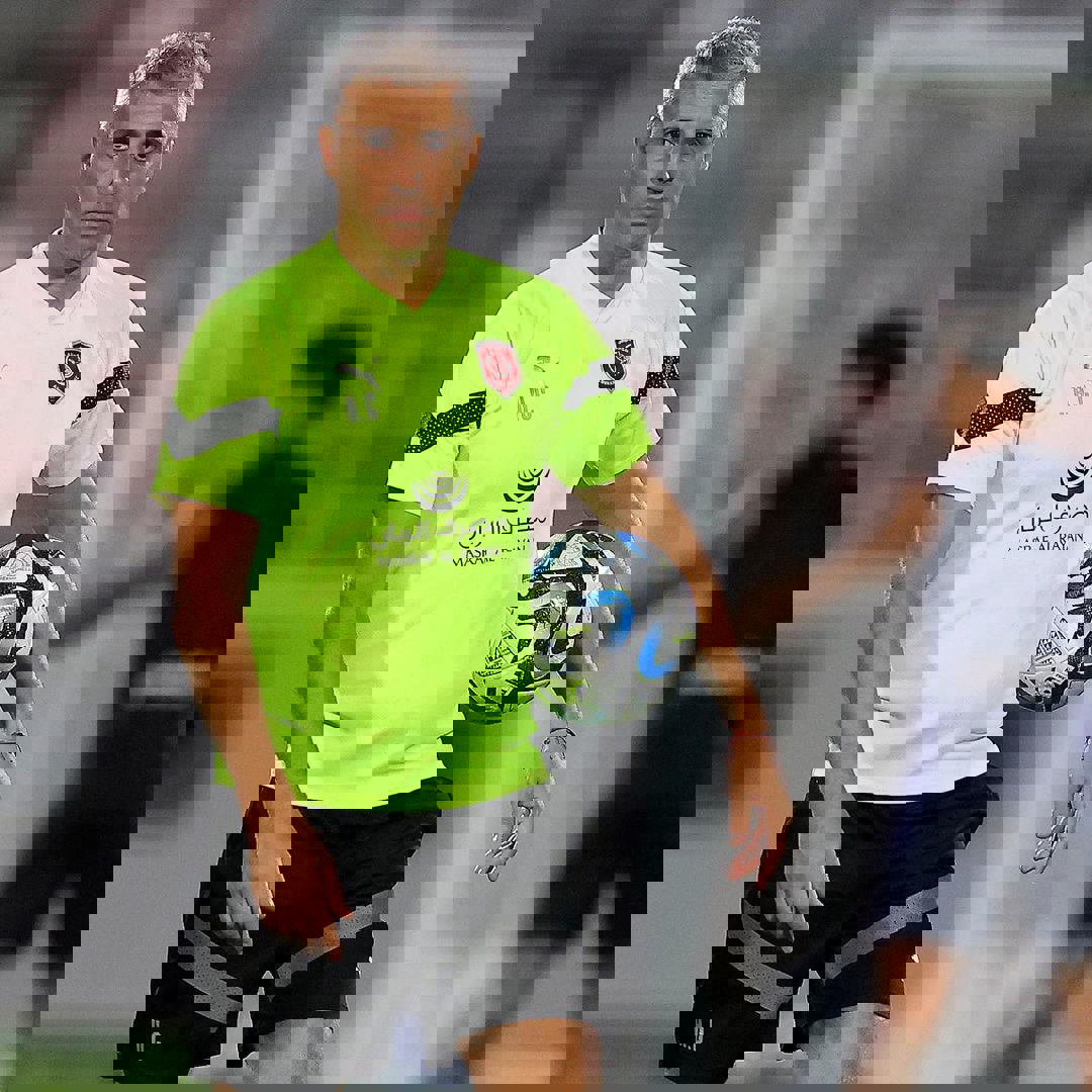 1929737