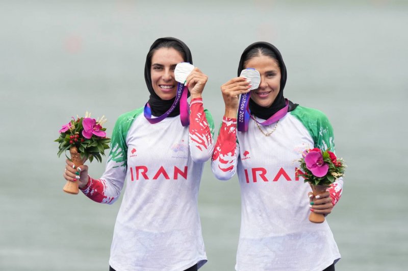 اولین مدال کاروان ایران: مادرانه همراه با بغض و گریه