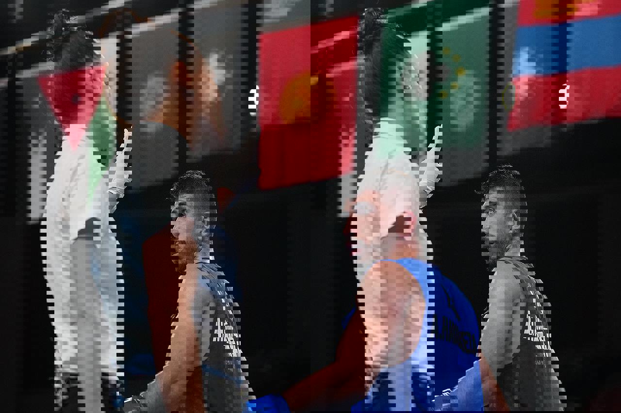 1930020