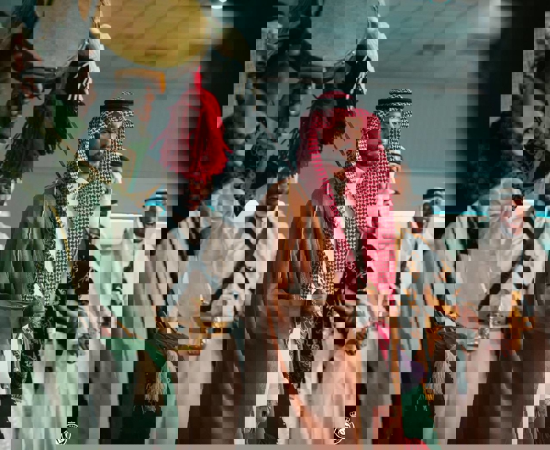 1929939