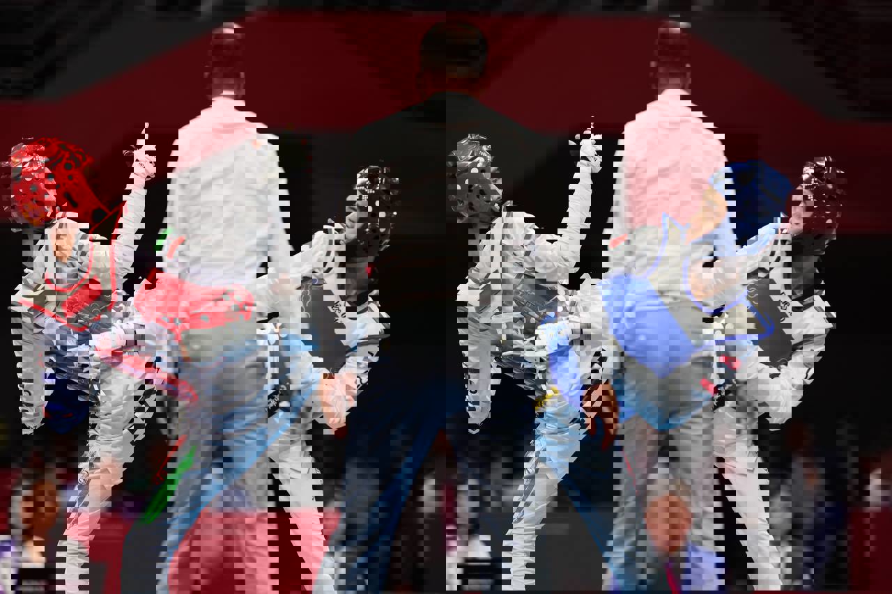 1930581