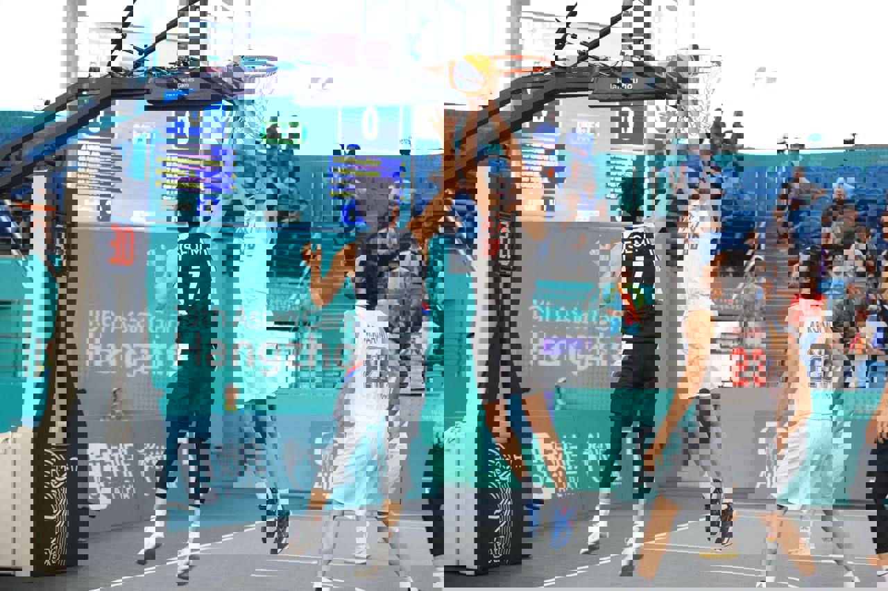 1930592