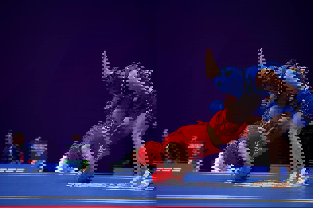 1930723