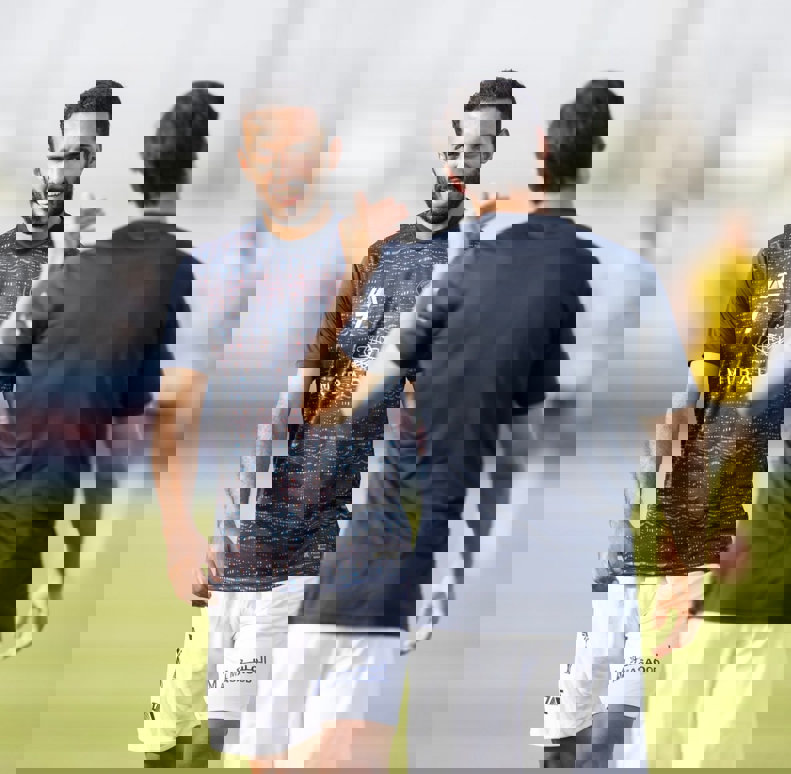 1930602