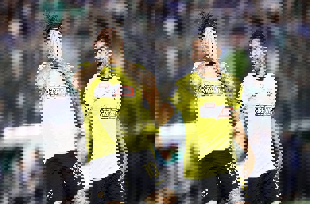 1930918