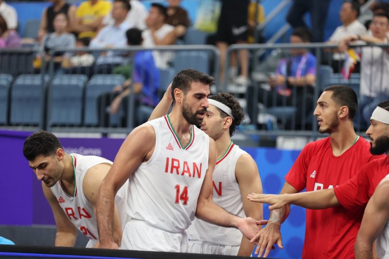 هشت سالی بود ساعت 11 بسکتبال بازی نکرده بودیم!