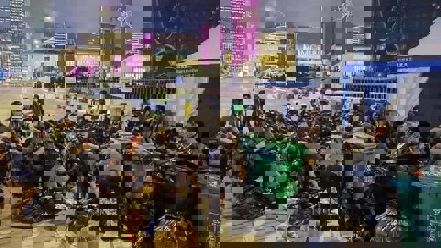 پیدا شدن موبایل ورزشکار بین ۱۰ هزار کیسه زباله!