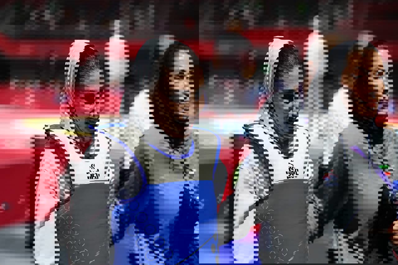 1930955