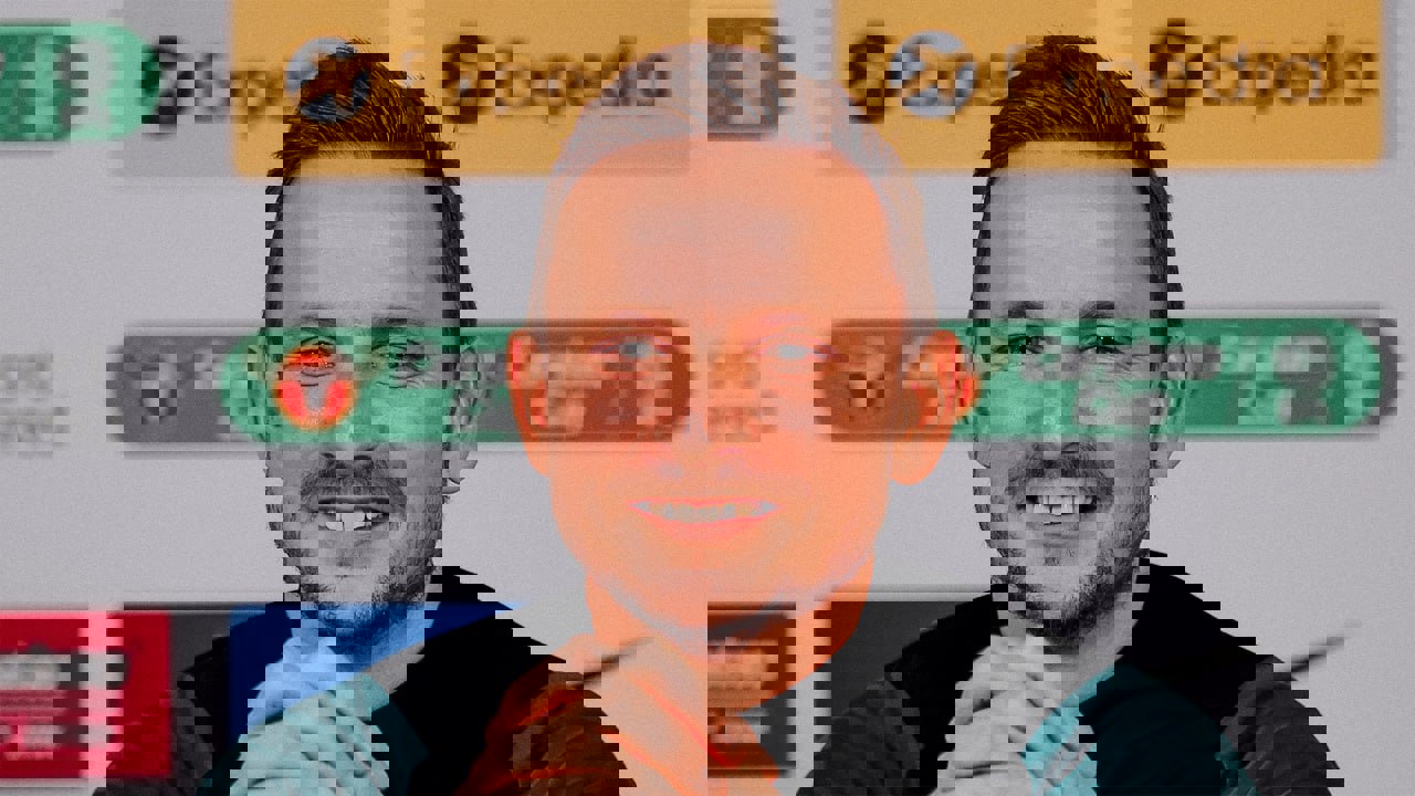 1931243