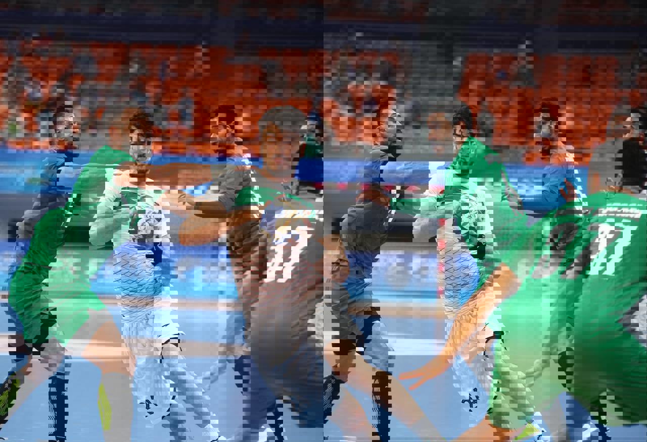 1931553