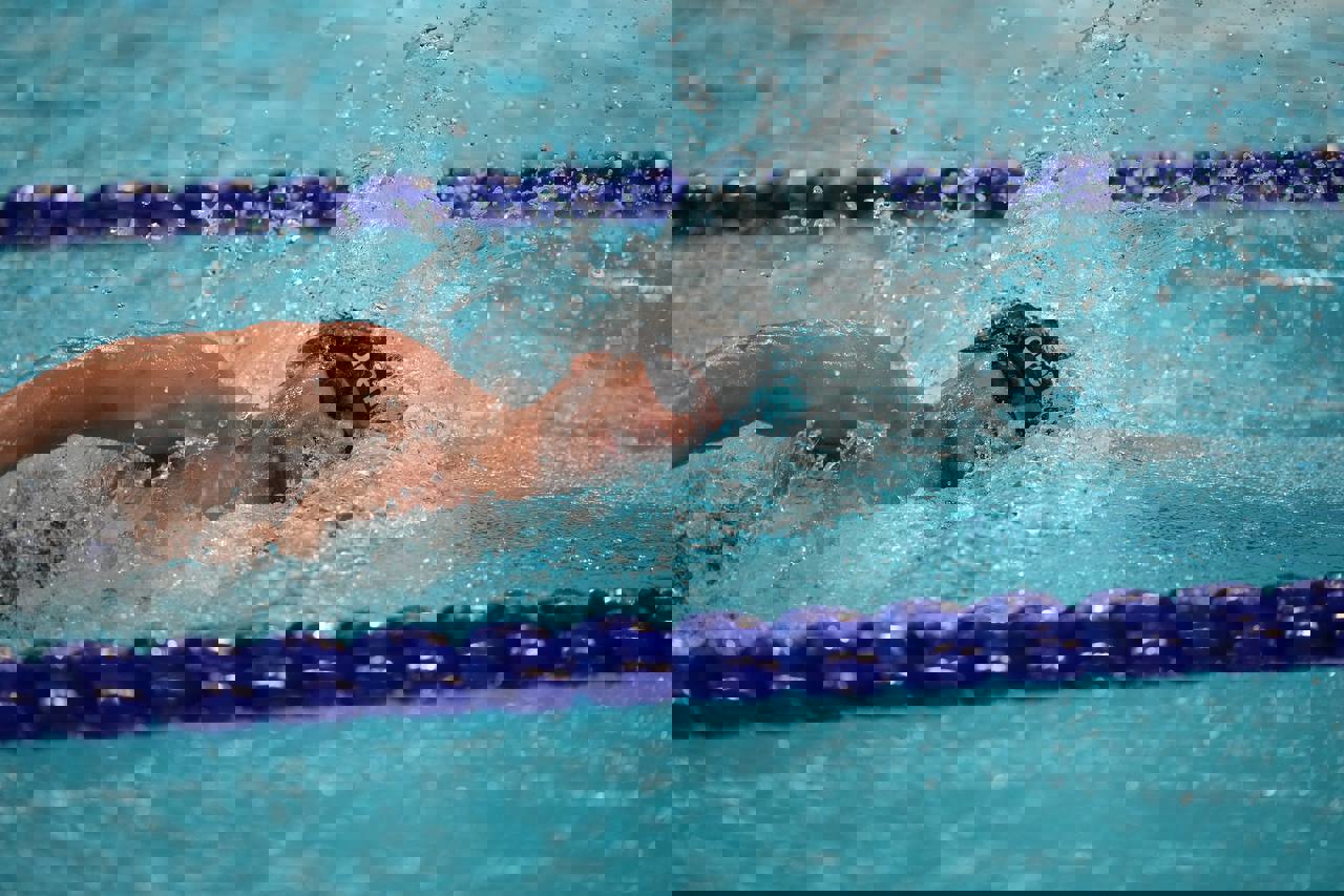 1931532